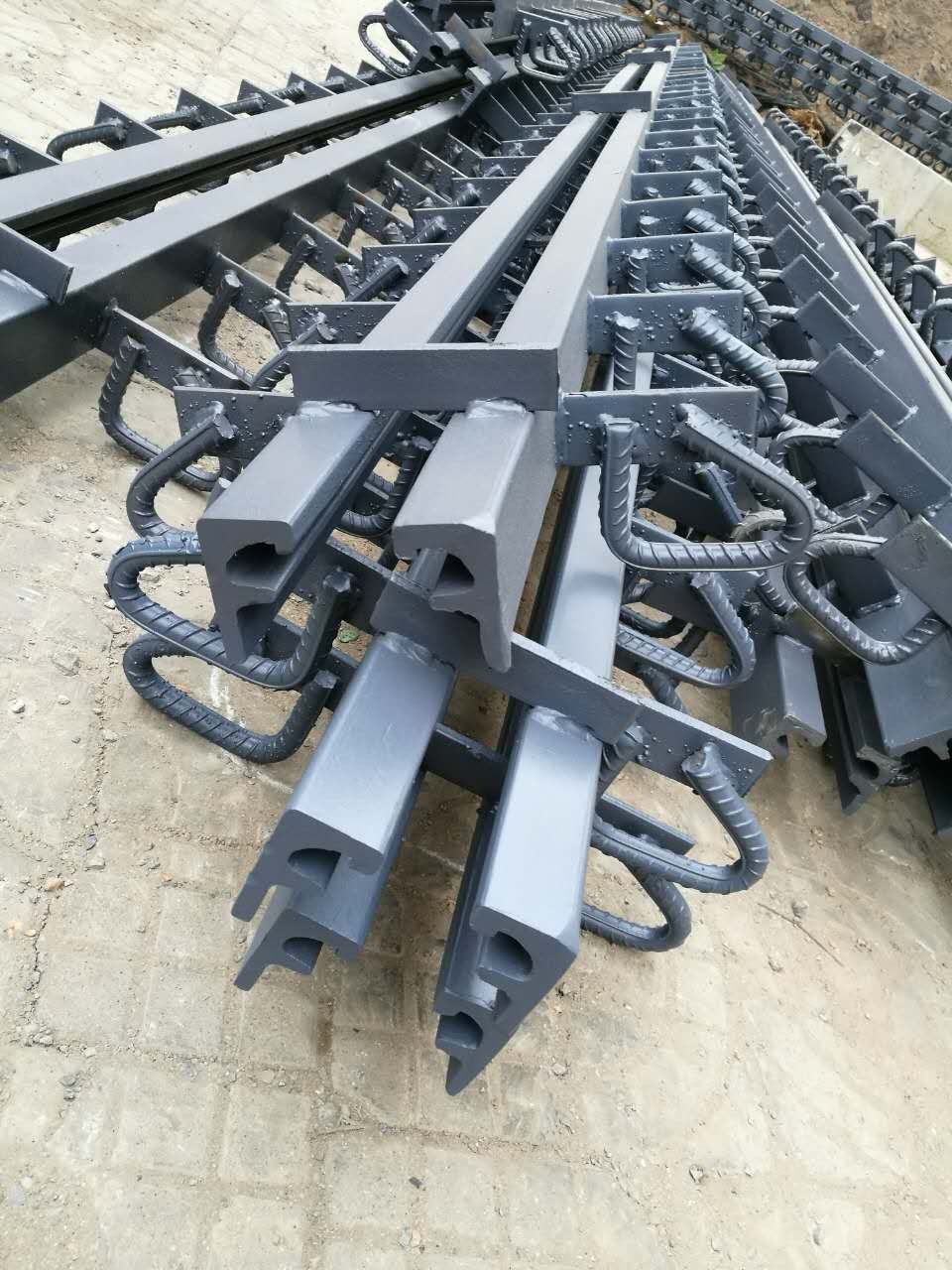 1610495524648676.jpg 1ac5e5700c4d957440bc4faf42f84cd.jpg