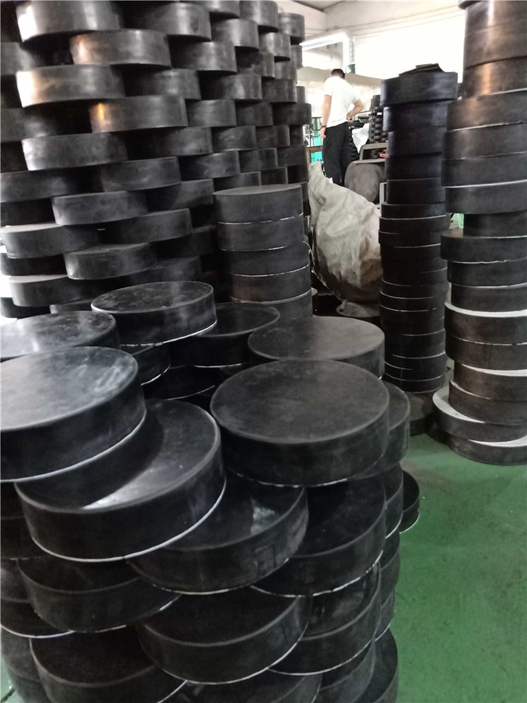 1616518570149205.jpg 304995991437546379.jpg