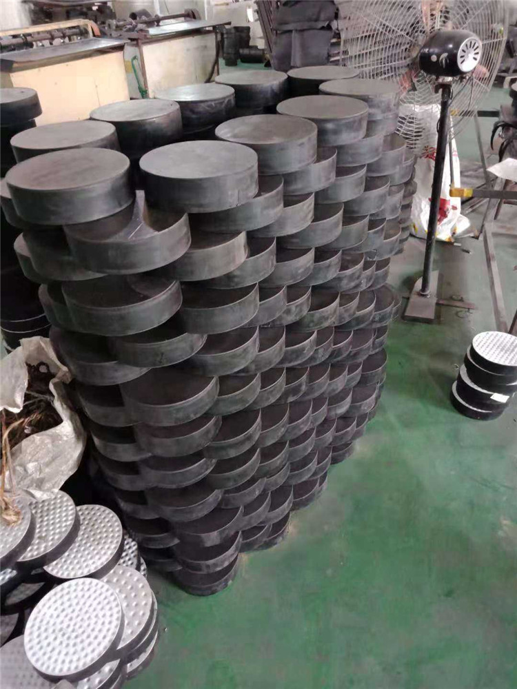 1619249066693504.jpg 573456199203831576.jpg