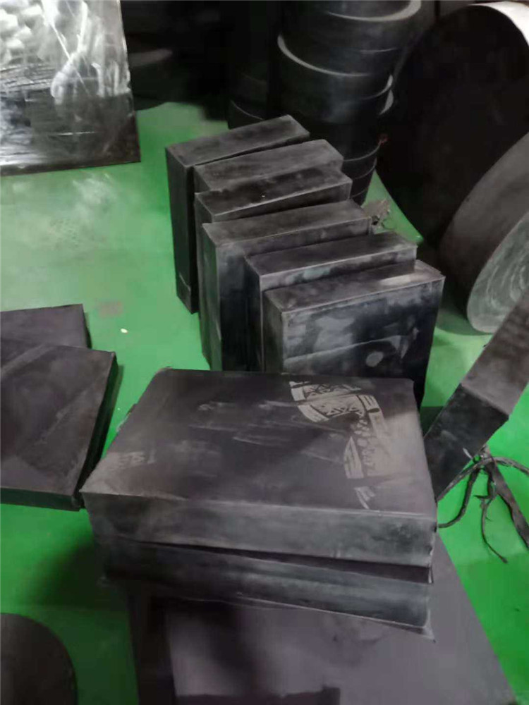 1624411689987356.jpg 94223395903732901.jpg