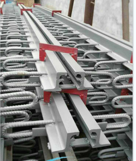 1625538693427202.png E型下带板.png